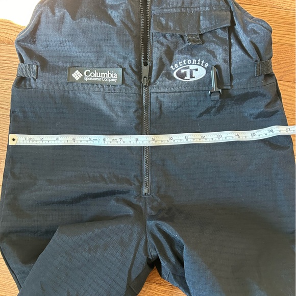 Children’s size 10/12 black Columbia bibbed insulated ski pants. - Picture 2 of 9